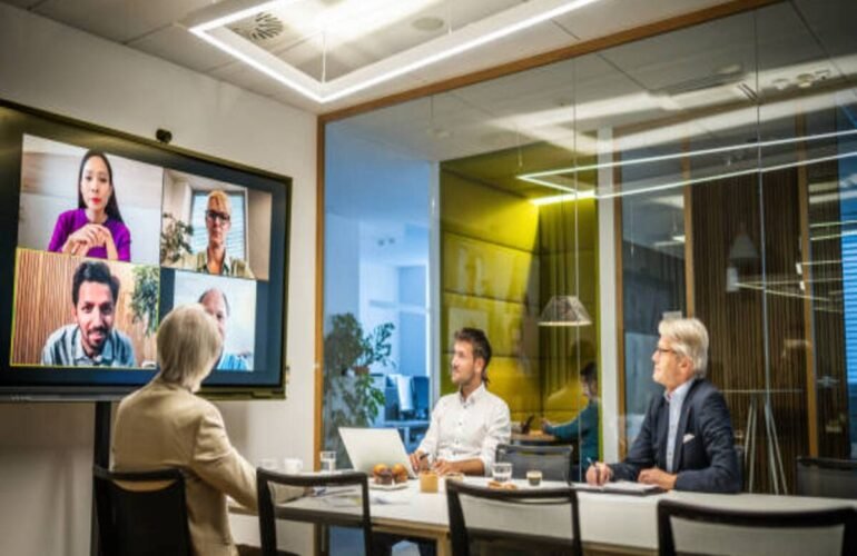 hybrid workforce management